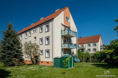 2-Raum-Wohnung mit Balkon im Grünen