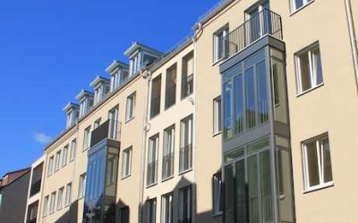 * großzügige 2 Zimmer-Wohnung im Stadtzentrum mit Loggia und EBK - ID 6660 *