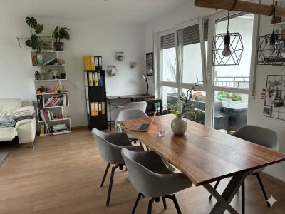 Große 3-Zimmer Wohnung mit 2 Balkonen
