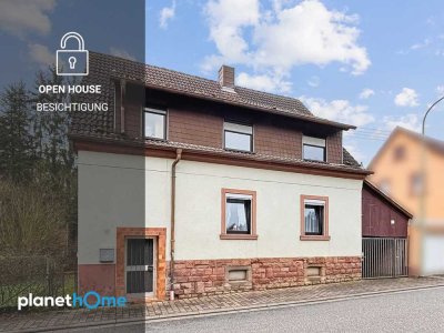 Ruhe und Platz: Zweifamilienhaus mit Ausbaupotential in schöner Lage von Gehrweiler