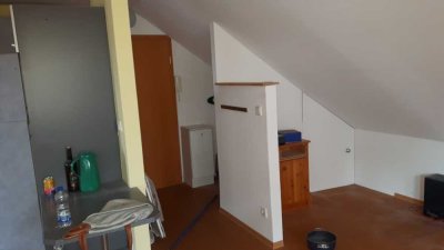Helle 2-Zimmer Dachgeschosswohnung in Ingolstadt Südwest