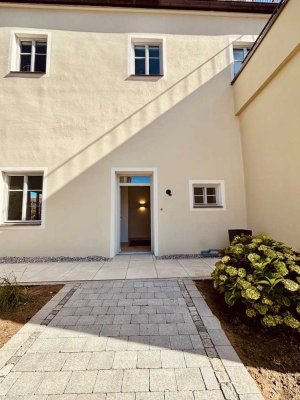 Exklusive Traumwohnung in herrschaftlichem Anwesen mit vielen Möglichkeiten