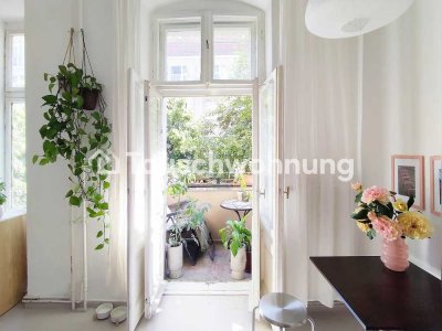 Tauschwohnung: Helle 2 Zimmer Altbau: Balkon x Stuck x Hasenheide x XKölln
