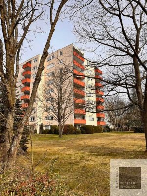 ANGEBOTSVERFAHREN: Dachgeschoss-Wohnung mit Südbalkon und Fernblick