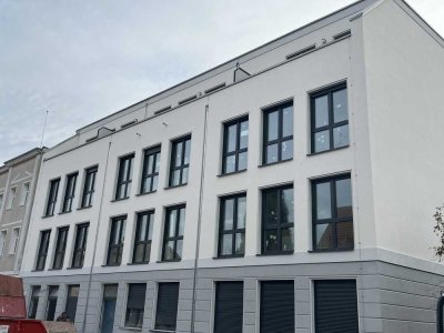 Charmante 2-Zimmer-Neubauwohnung mit Einbauküche in Alt-Glienicke