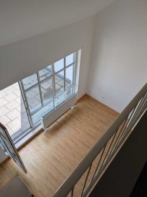 Frisch renovierte 1,5-Raum-Maisonette-Wohnung in Friedberg