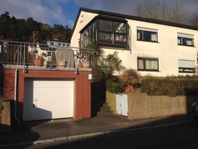 6-Zimmer-Einfamilienhaus, Wintergarten und Garage zur Miete in Marburg-Wehrda