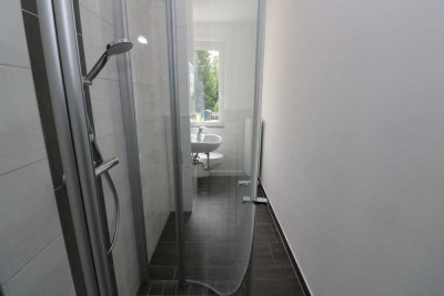 Der Boden zu Ihren Tatsachen - Erdgeschoss-2RW mit ebenerdiger Dusche