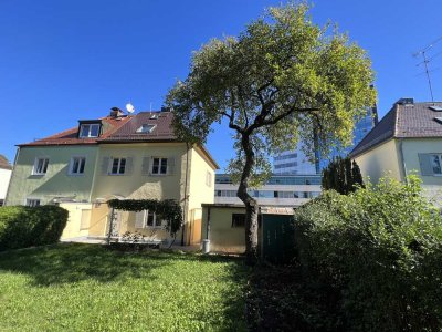 Charmante neu renovierte Doppelhaushälfte mit EBK in München-Pasing zu vermieten