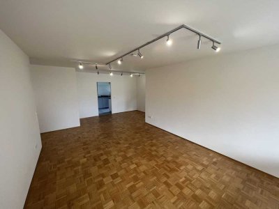 2,5-Zimmer-Wohnung mit EBK und Balkon in Bad Bellingen