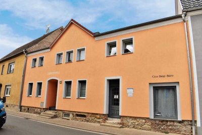 Charmantes Reihenmittelhaus mit Nebengelass in Bad Lauchstädt