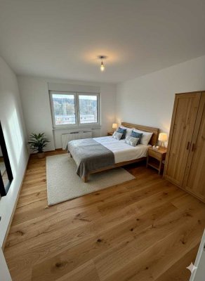 Wohnung mit wunderbarem Ausblick - KERNSANIERT