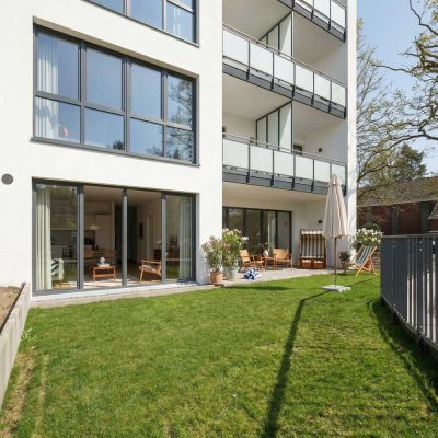Haus im Haus - Neubau – Erstbezug: 4-Zimmer-Erdgeschosswohnung mit eigenem über 300 m² großem  Sü...