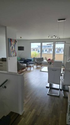 1800 € - 130 m² - 5.0 Zi.