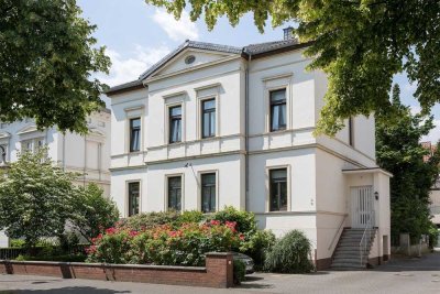Repräsentative Stadtvilla im Herzen Güterslohs
