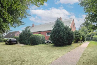 Gepflegtes EFH mit Sauna und  großem Garten auch für Mehrgenerationen nutzbar