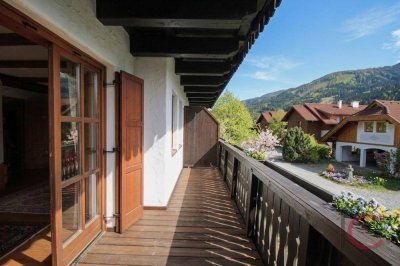 Perfekt ausgestattete 3-Zi.-Wohnung, Aussichtsbalkon, Nähe Therme u. Skilift