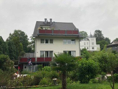 Großzügiges Haus in  Haus mit Terrasse und Garten in Leverkusen-Bergisch Neukirchen/ Pattscheid