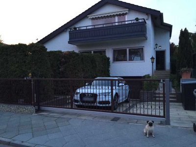 Wohnung im renovierten Einfamilienhaus - Ab Sofort Bezugsfrei- KEIN WBS !!!