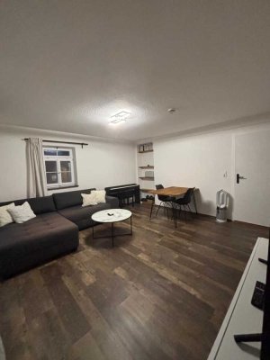 *Altbau-Charme trifft moderne Sanierung*