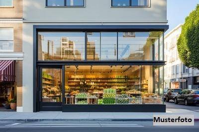 Freistehendes Wohn- und Geschäftshaus