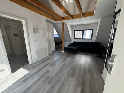 Voll möblierte 2 Zimmer Wohnung in der Altstadt von Düsseldorf wartet auf Sie!