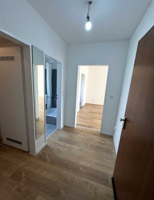 renovierte 1-Zimmer-Wohnung an der Grenze Nürnberg/Fürth (Poppenreuth)