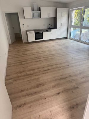 Erstbezug-Wüste! 2-Zimmerwohnung mit EBK und Garage