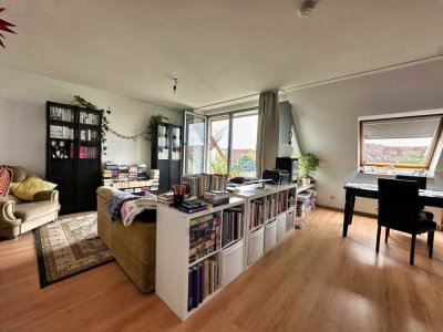 Helle 2-Zimmer Maisonette-Wohnung mit Balkon in Bonn-Duisdorf