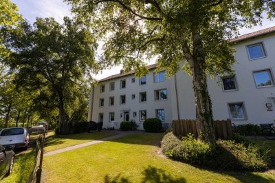 Oldenburg: 2-Zimmer-Wohnung im.2.OG mit Balkon und Laminatboden