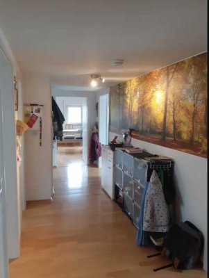 Freundliche 3,5-Zimmer-Dachgeschosswohnung in Dornstadt