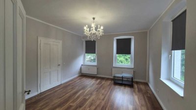 Investoren aufgepasst: Mehrfamilienhaus mit Gewerbefläche in bevorzugter Lage
