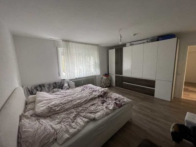Großzügige 4-Zimmer-Wohnung mit Balkon in ruhiger Lage