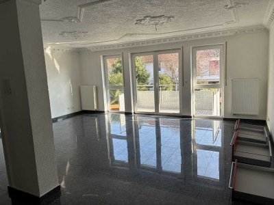 Großzügige 5-Zimmer Maisonette-Wohnung mit Balkon in Mannheim Neuostheim
