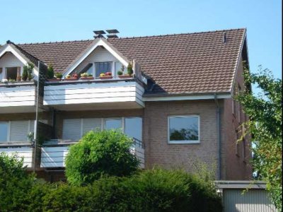 Dinslaken-Hiesfeld, ruhige Dachgeschosswohnung mit Balkon