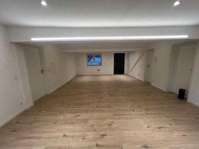 Erstbezug: Exklusive 3-Zimmer-Dachgeschosswohnung in Waghäusel