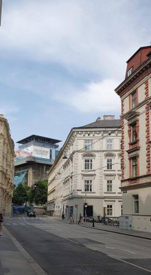 Mitten im Sechsten: hochwertig sanierte Altbauwohnung, direkt vom Eigentümer
