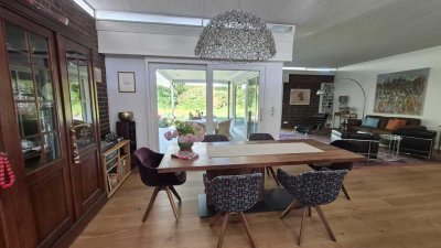 Architektenbungalow in 1a Wohnlage zum Schmölderpark gelegen ! Traumhafter Garten und Terrasse !
