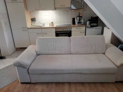 Preisgünstige möblierte Zweizimmerwohnung in guter Lage von Zeitz