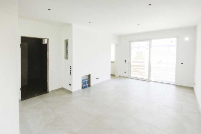 Neubau in Langweid am Lech: 2-Zimmer-Wohnung mit Balkon und TG