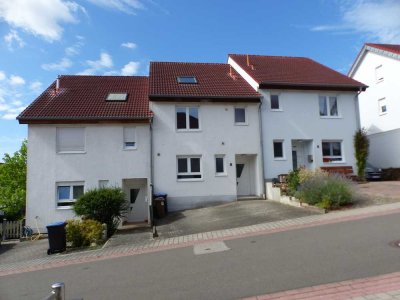 Gepflegtes Reihenmittelhaus mit 6 Zimmern in Kaiserslautern-Erfenbach
