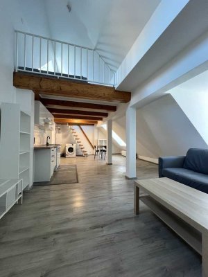 2,5 Zimmer Maisonette Wohnung in Altstadt Spandau / All Inclusive Miete + Möbliert