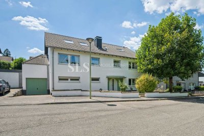 Großes Einfamilienhaus auf Erbpachtgrundstück mit Garten in ruhiger Sackgasse und Ausbaupotenzial