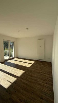 4 Zimmer-Wohnung mit Garten und Garage in Duisburg-Huckingen