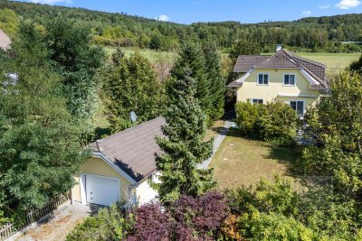GROSSZÜGIGES EINFAMILIENHAUS – IDYLL IM WIENERWALD
