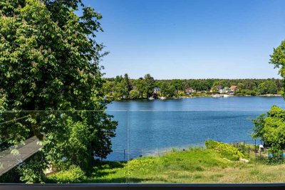 Wonderful 3 room apartment with lake view and private boat dock
