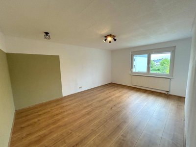 Charmante 3-Zimmer-Wohnung mit verglaster Loggia und hochwertiger Ausstattung