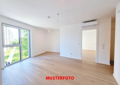 EHK 100 | 1 Zi Studio mit südseitigem Eigengarten &amp; Terrasse