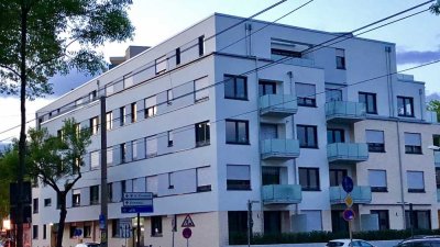 Lebendiger Alltag in Köln: 3-Zimmer-Wohnung in Lindenthal