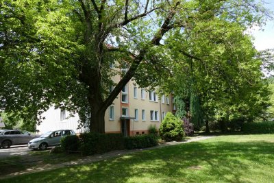 Kleine 3-Raum-Wohnung mit Balkon und Möglichkeit zur Gartennutzung in ländliche Lage zu vermieten!